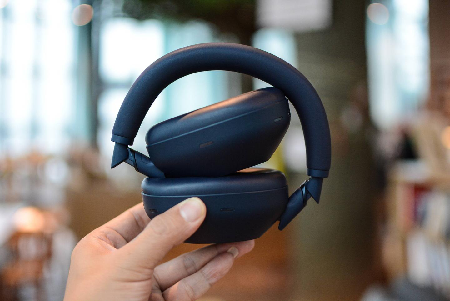 Noise-cancelling headphones ceiling! Sony WH-1000XM6 in-depth review - this is the all-round benchmark
