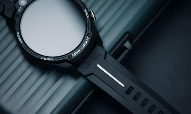 Jeep Black Knight Yao smartwatch: high-definition dual camera+powerful entertainment function, a phone worn on the wrist